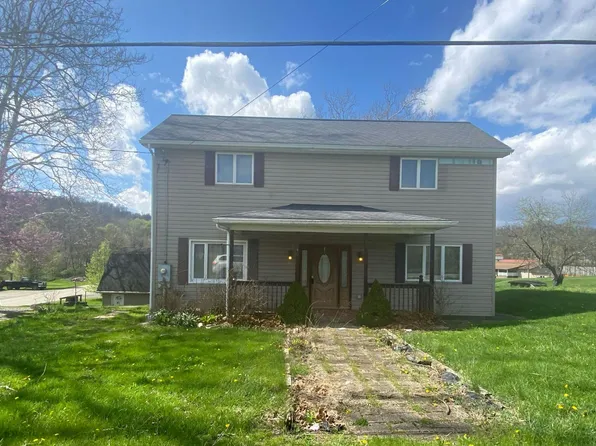 46 Memorial Dr, Perryopolis, PA 15473