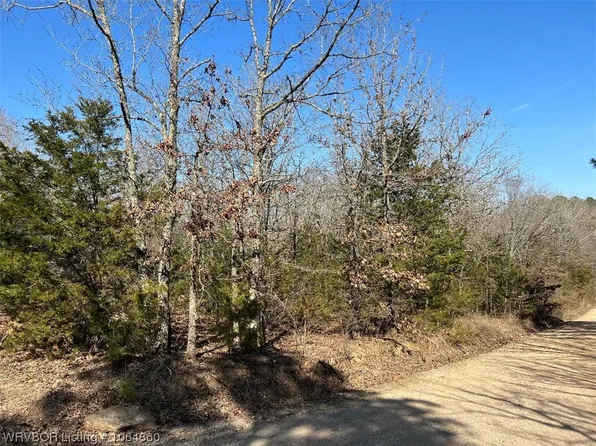 1026 Road, Muldrow, OK 74948