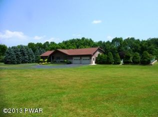 10 Tara Dr, Bethany, PA 18431