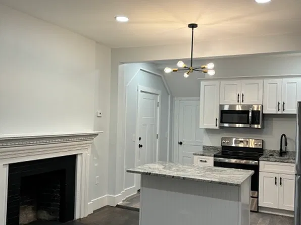 48 Sever St, Worcester, MA