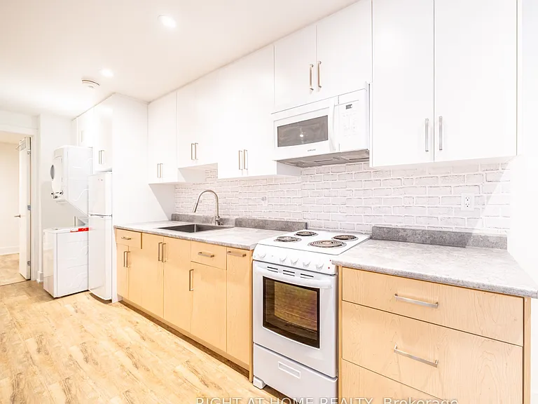 49B East Dr #BASEMENT — Photo 6