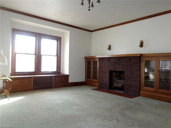 3rd image of 96 Halls Heights Ave