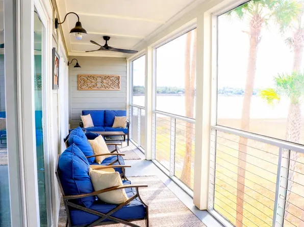 91 W Mariners Cay Dr, Charleston, SC 29412