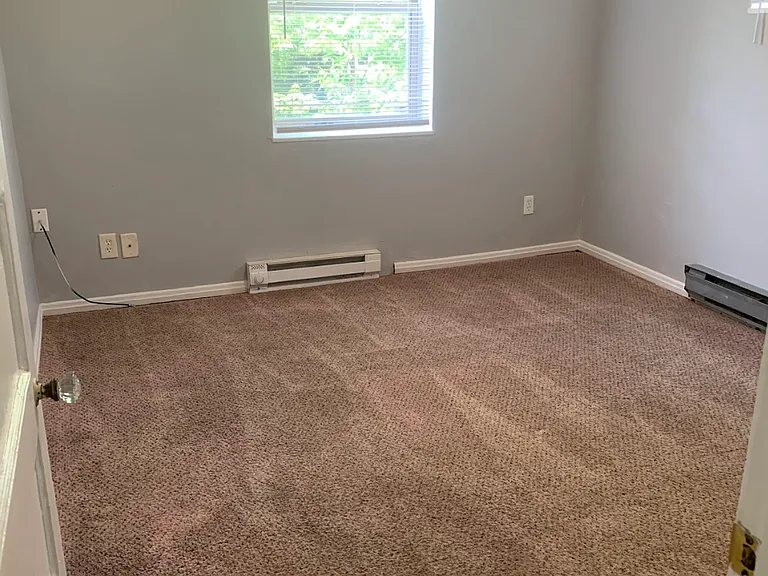 2039 Emerson Ave #3 — Photo 2