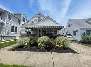 19 N Clermont Ave, Margate, NJ 08402