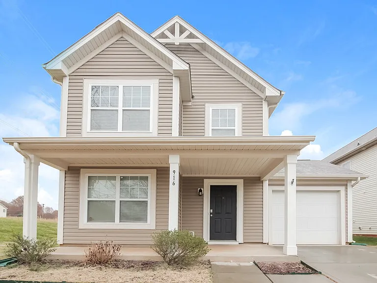 916 Harrier Rd — Photo 4