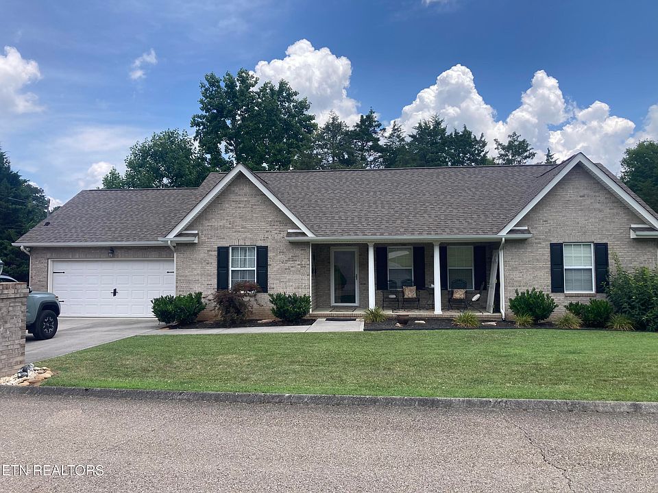1st image of 4232 Foothills Dr