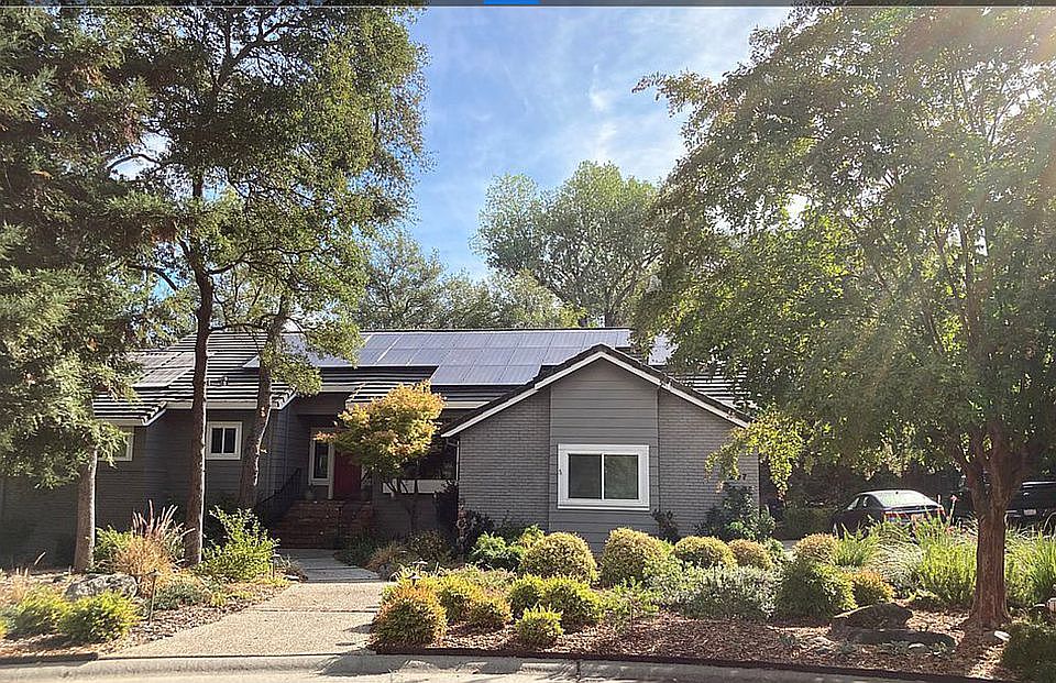 1st image of 7207 Treeline Ct