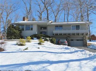 304 Kennedy Rd, Manchester, CT 06042