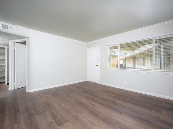15 S Broadway #4, Millbrae, CA 94030
