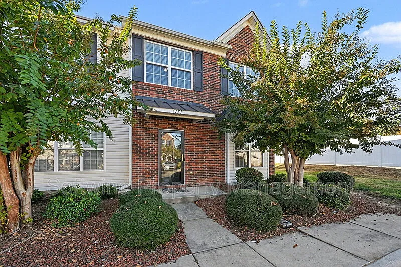 4151 Kenton Glenn Ct NW