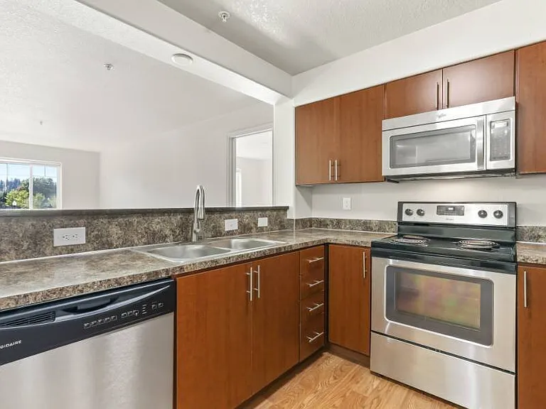 Cedar Falls Apartments — Photo 7