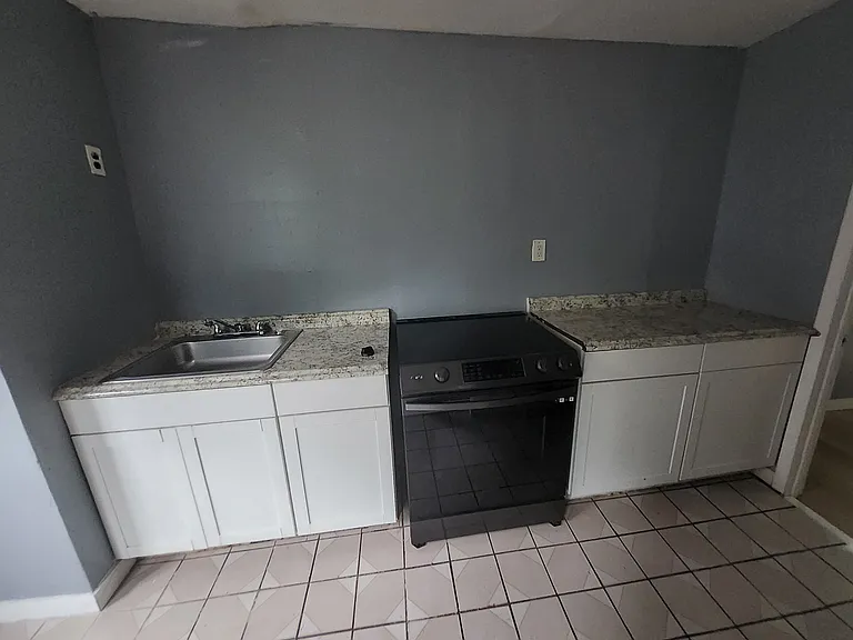 25 Prince St #1 — Photo 8