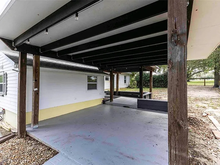 11302 SE Highway 42 — Photo 28
