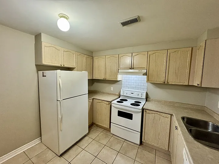 70 Knupp Rd #LOWER — Photo 6