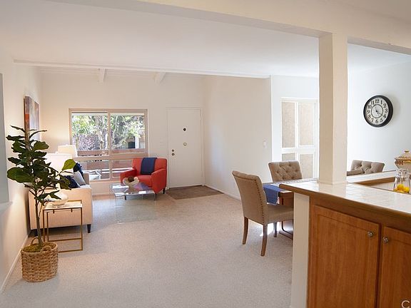 4th image of 3705 Country Club Dr Unit 6