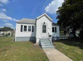 609 S Walsh St, Garrett, IN 46738