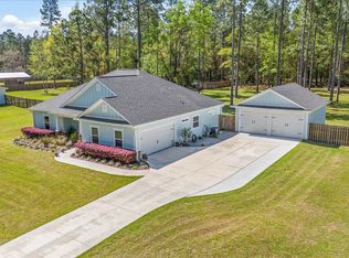 444 Parkside Cir, Crawfordville, FL 32327