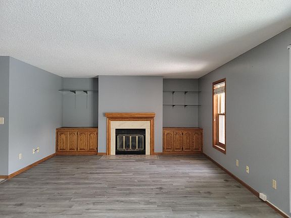 2nd image of 701 Larpenteur Ave E #G
