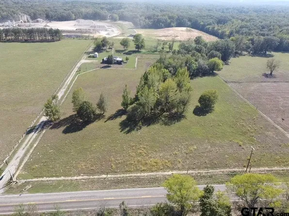 2930 Fm 49, Mineola, TX 75773