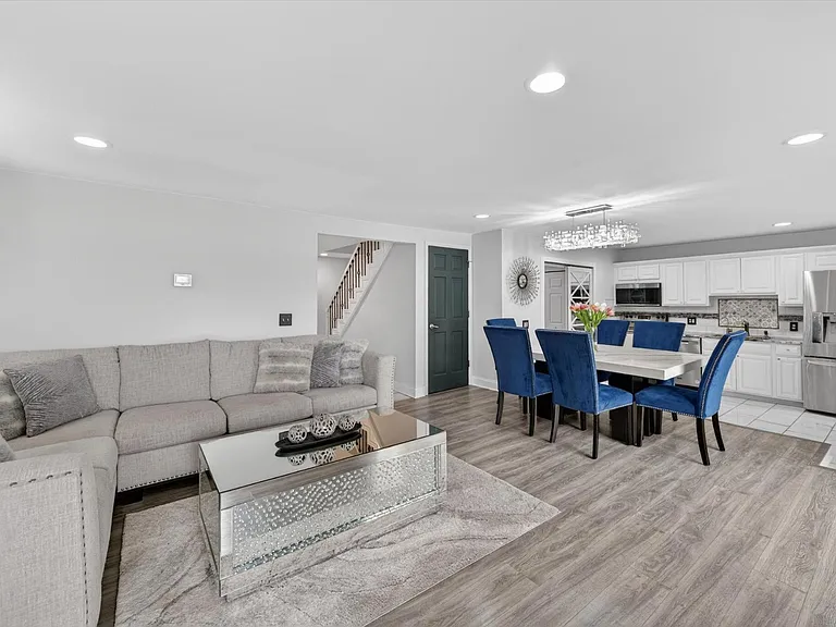 3341 Newton Rd — Photo 11