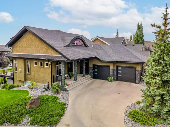 4001 Triomphe Blvd, Beaumont, AB T4X 0C4