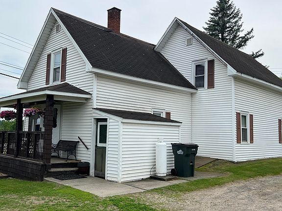 2nd image of 4 Trudeau Rd