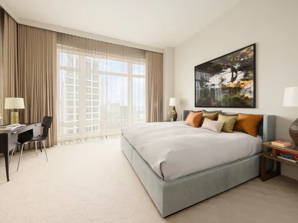 15 Central Park West 29A image 13 of 14