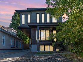 284 Dovercourt Ave