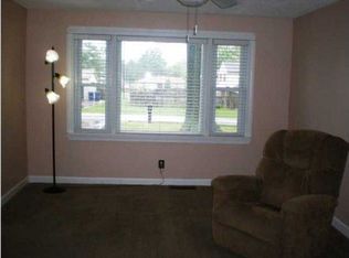 8612 Glaser Ln, Louisville, KY 40291
