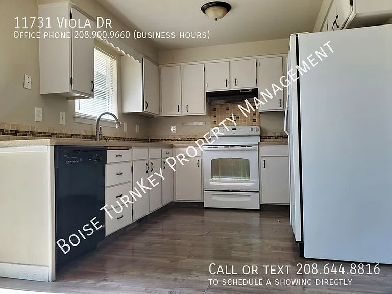 11731 W Viola Dr — Photo 9