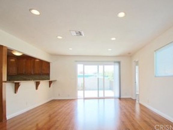 3rd image of 6601 Atoll Ave
