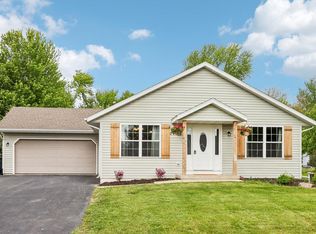 W5640 Babcock Rd, Elkhorn, WI 53121