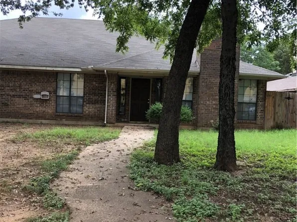 1800 N Irving Heights Dr, Irving, TX 75061