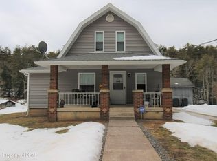 154 Hartman Rd, Hunlock Creek, PA 18621