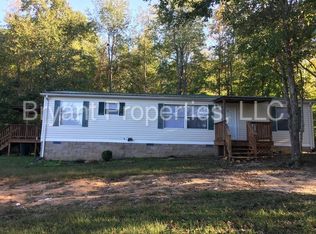 402 Parker Rd, Portland, TN 37148