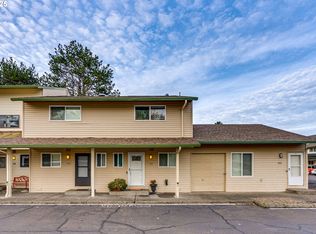 553 N Hayden Bay Dr #25, Portland, OR 97217