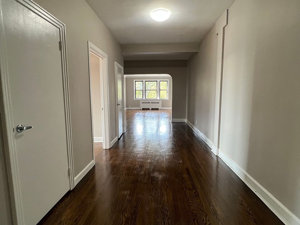 1st image of 196 Prospect St #406