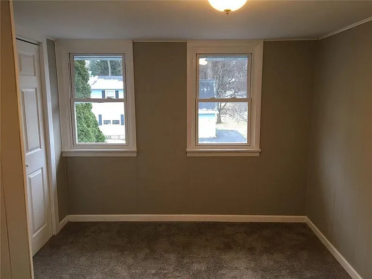 430 Lake Shore Boulevard Ext — Photo 11