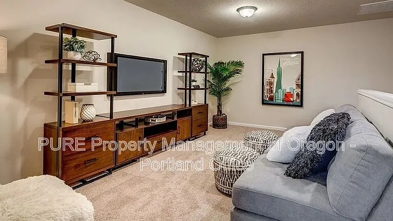 6714 NW 158th Ave — Photo 4