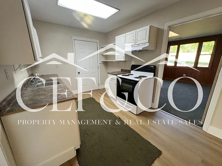445 Pine Hills Rd — Photo 4