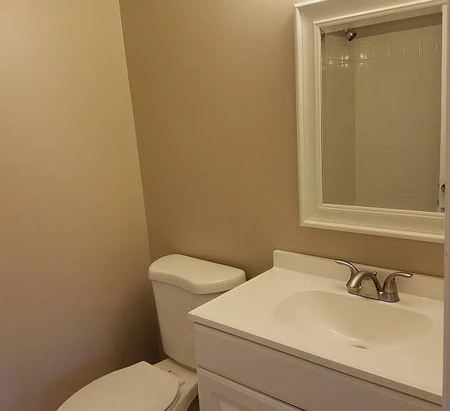 368 Juniper Ct — Photo 9