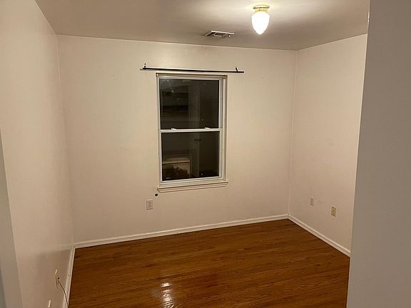 5th image of 177-179 N 12th St Unit 2