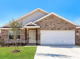 621 Jameson St, Springtown, TX 76082