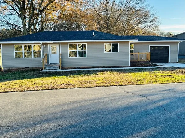227 Grace St, Dalton, GA 30720