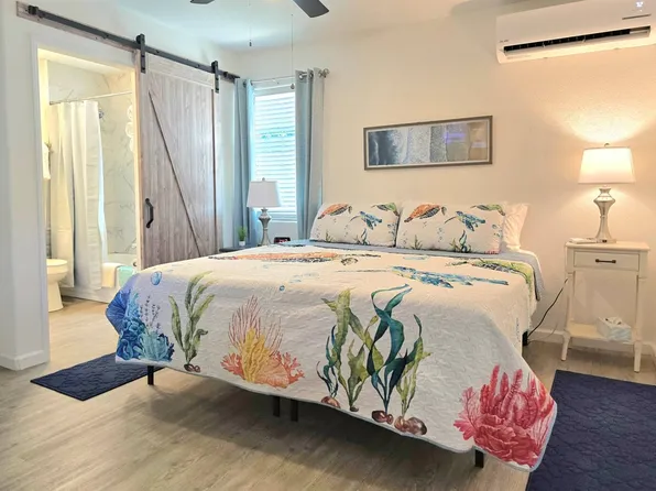 1349 Harvard Dr #B, Gulf Breeze, FL 32563