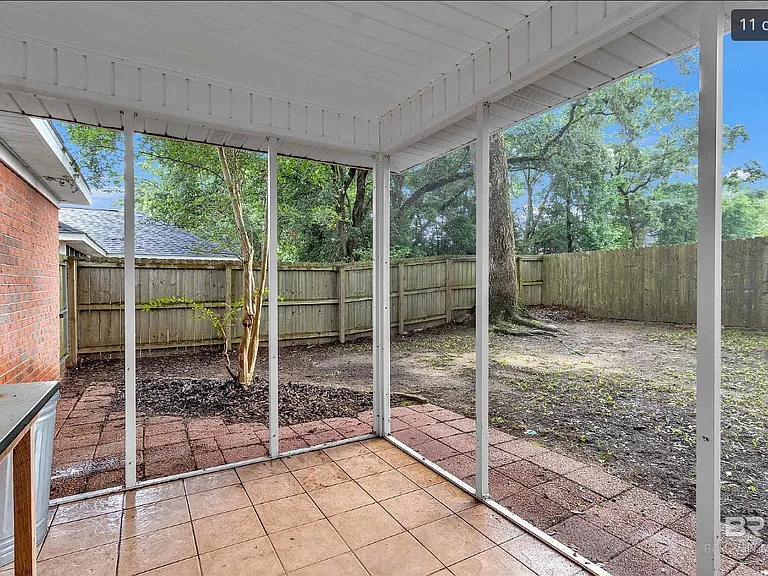7613 Avery Ln — Photo 6