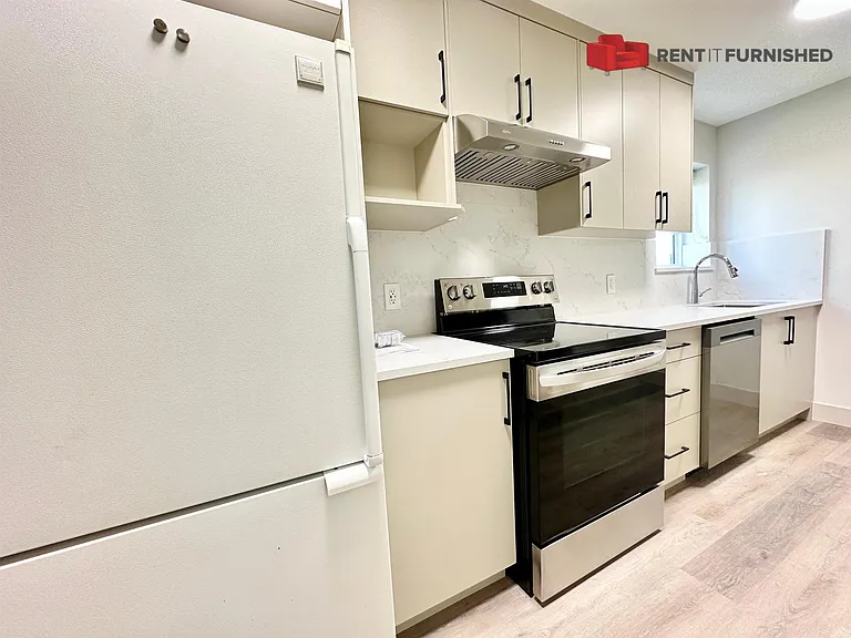 8960 Ash St — Photo 5