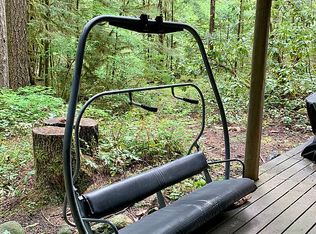 28084 E Road 20d, Rhododendron, OR 97049