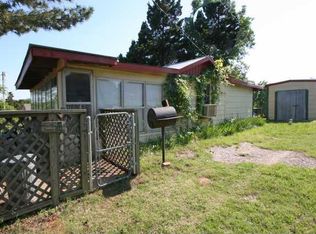 2042 E Elm St, Hinton, OK 73047